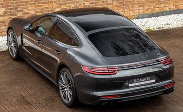 Porsche Panamera Turbo S E-Hybrid 9