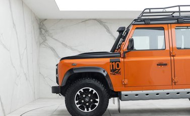 Land Rover Defender 110 Adventure Edition 27