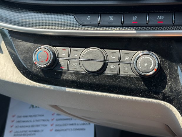 Maxus Deliver 9 LWB L3H2 [SOLD CR] Medium Roof Luxury Air Con Sensors EURO 6 33