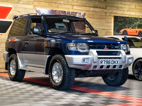Mitsubishi Pajero 4