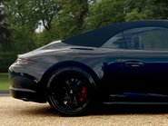 Porsche 911 CARRERA GTS PDK 11