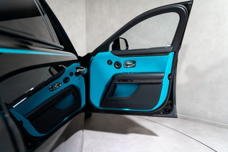 Rolls-Royce Ghost V12 BLACK BADGE. FULL PPF. HUD. STARLIGHT HEADLINER. H, C & M SEATS 17