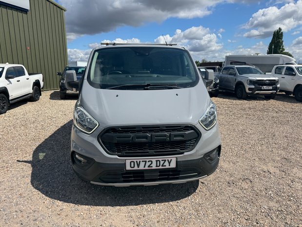 Ford Transit Custom SWB L1H1 [SOLD CM] Low Roof Trail 300 Air Con Alloys Cam Sensors EURO 6 NO 3