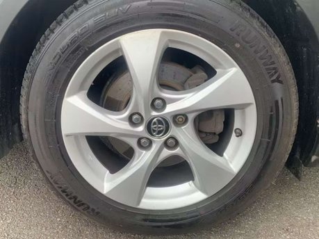 Toyota C-HR 1.8 VVT-h Icon SUV 5dr Petrol Hybrid CVT Euro 6 (s/s) (122 ps) 11