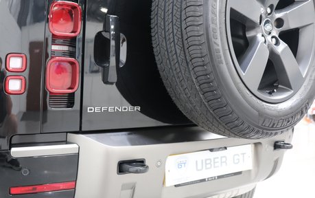 Land Rover Defender D300 Hard Top x-Dynamic HSE - Jump Seat - High Spec Just Serviced - VAT Q 16