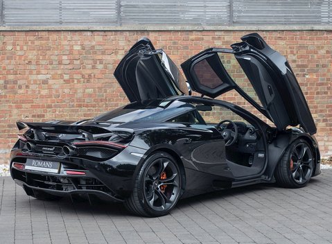 McLaren 720S 8