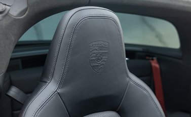 Porsche 911 Targa 4S (992) 18