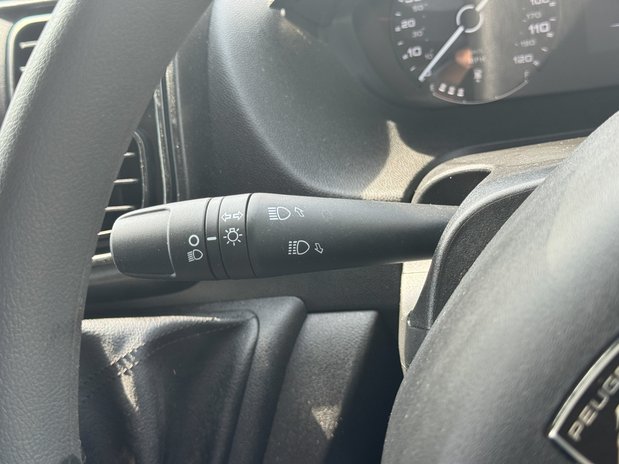 Peugeot Boxer LWB L3H2 [SOLD KH] Medium Roof Professional Air Con Sensors EURO 6 20