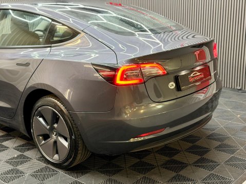 Tesla Model 3 (Dual Motor) Long Range Auto 4WDE 4dr 14