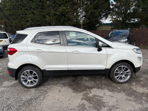 Ford Ecosport TITANIUM 5
