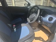 Hyundai i10 SE ONLY 13,000 MILES FROM NEW 6