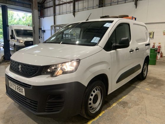Peugeot Partner BLUEHDI PROFESSIONAL PREMIUM PLUS L1