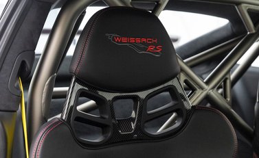 Porsche 911 (991.2) GT2 RS Weissach 11