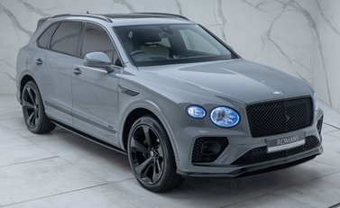 Bentley Bentayga V8 AZURE 11