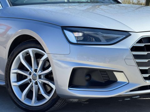 Audi A4 2.0 A4 Sport 30 TDI Semi-Auto 5dr 32