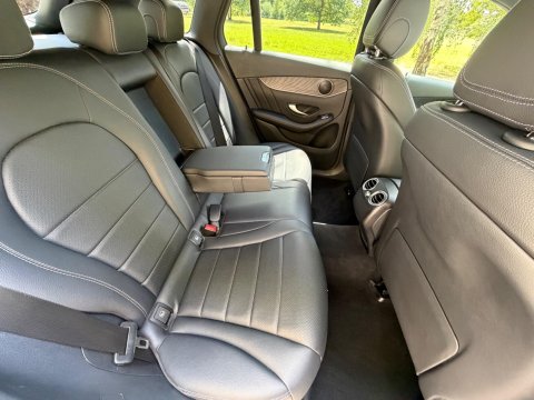 Mercedes-Benz GLC GLC 250 4MATIC AMG LINE 29