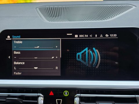 BMW 3 Series 2.0 318d M Sport Auto 5dr 53