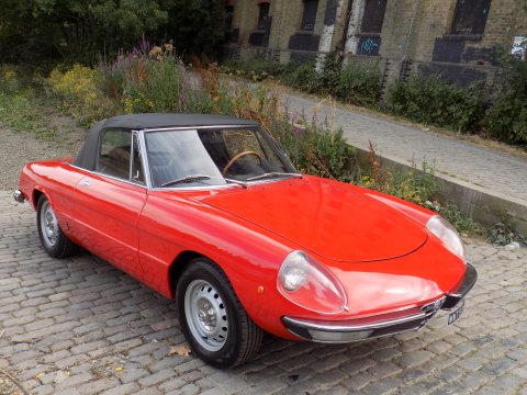 Alfa Romeo Spider 2000 Spider Veloce - LHD 67