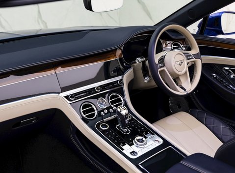 Bentley Continental GT W12 Convertible First Edition 16