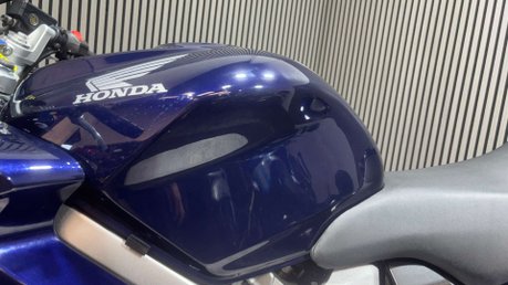 Honda VFR 2003 ONLY 18K VTEC LONG MOT WARRANTY 800CC TOURER 27