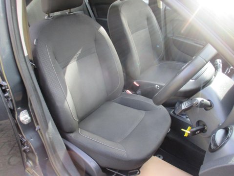 Dacia Sandero 1.0 SCe Essential Euro 6 5dr 22