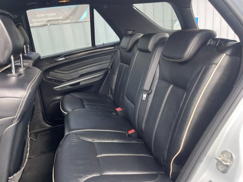 Mercedes-Benz M Class 3.0 ML300 CDI V6 BlueEfficiency Grand Edition G-Tronic 4WD Euro 5 5dr 34