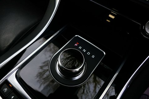 Jaguar XE 2.0 XE R-Sport D Auto 4dr 39