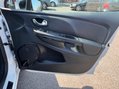 Renault Clio 0.9 TCe Dynamique Nav Euro 6 (s/s) 5dr 30