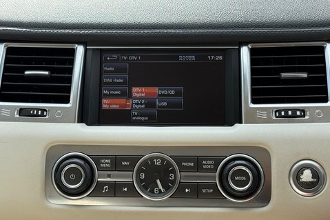 Land Rover Range Rover Sport SDV6 HSE - 10 SERVICES RECORDED - NEW MOT - RARE INTERIOR 39