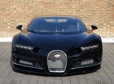 Bugatti Chiron 3
