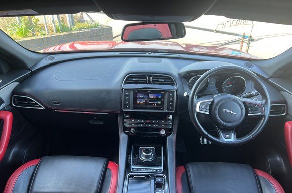 Jaguar F-Pace 3.0 V6 D300S AWD AUTO 43