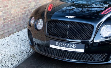 Bentley Continental Supersports Convertible ISR 24