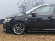 Lexus CT 200H F SPORT 5