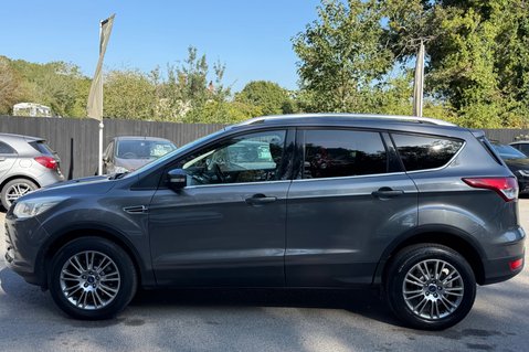 Ford Kuga TITANIUM TDCI 2WD - 10 SERVICES - NEW MOT - NEW DISCS AND PADS ALL ROUND 9