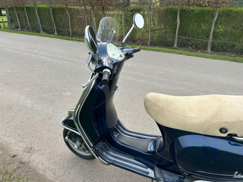 Piaggio Vespa 125 10