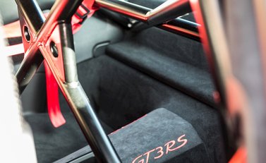 Porsche 911 GT3 RS (991) 13