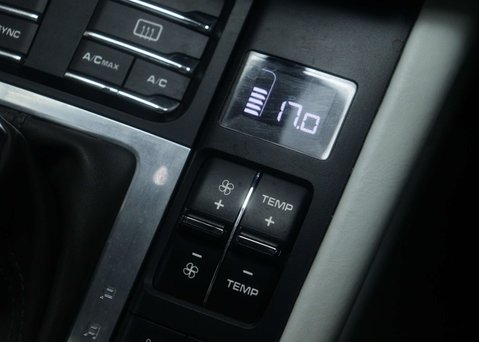 Porsche Macan 3.0 Macan S Semi-Auto 4WD 5dr 30