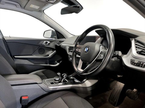 BMW 1 Series 1.5 116d SE (LCP) Hatchback 5dr Diesel DCT Euro 6 (s/s) (116 ps) 12