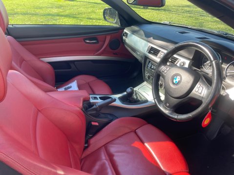 BMW 3 Series 2.0 320i M Sport Euro 5 (s/s) 2dr 37