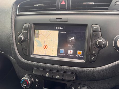 Kia Ceed CRDI GT-LINE ISG 11