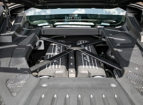 Lamborghini Huracan LP610-4 24