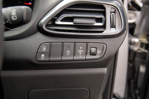 Hyundai i30 T-GDI N LINE MHEV 15