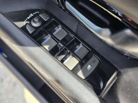 2017 Land Rover Range Rover Evoque thumbnail 21