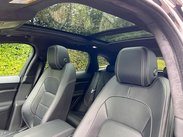 Jaguar F-Pace 2.0 D180 R-Sport Auto AWD Euro 6 (s/s) 5dr 34