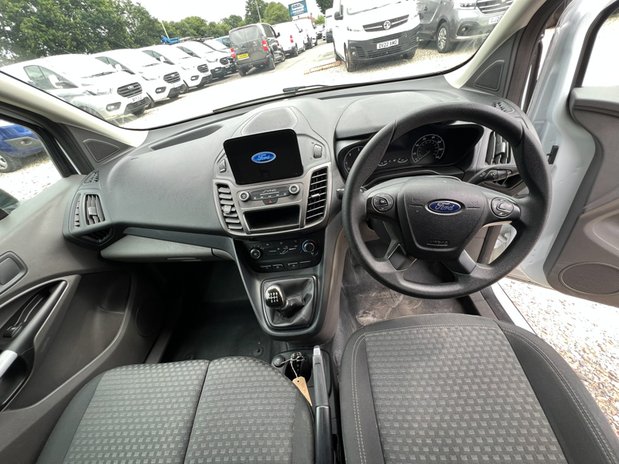 Ford Transit Connect LWB L2H1 Low Roof Trend Sensors Cam EURO 6 NO VAT 26