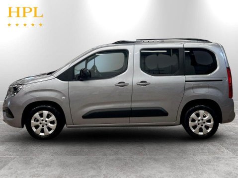 Vauxhall Combo Life 50kWh Design MPV 5dr Electric Auto (7.4kW Charger) (136 ps) Sat Nav 4