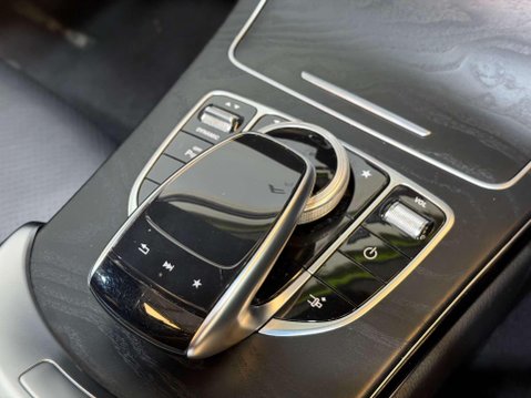 Mercedes-Benz C Class 2.0 C300 AMG Line (Premium Plus) Coupe 2dr Petrol G-Tronic+ Euro 6 (s/s) (2 33