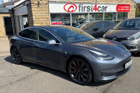 Tesla Model 3 PERFORMANCE AWD