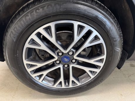 Ford Kuga 2.5 Kuga Titanium First Edition PHEV CVT 5dr 9