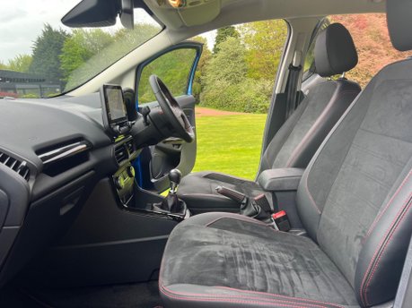 Ford Ecosport ST-LINE 10